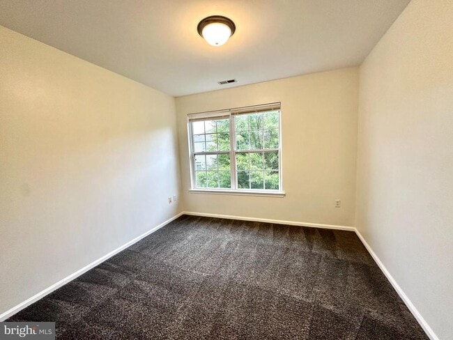 Building Photo - 322 Amy Way