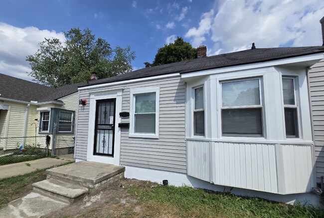 Primary Photo - Fully Renovated 3-Bedroom Home – Move-In R...