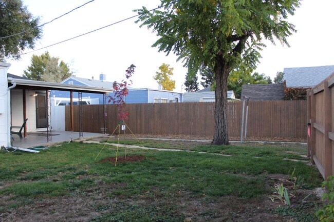 Building Photo - Charming 3 BR/1 BA  Home located In Villa ...