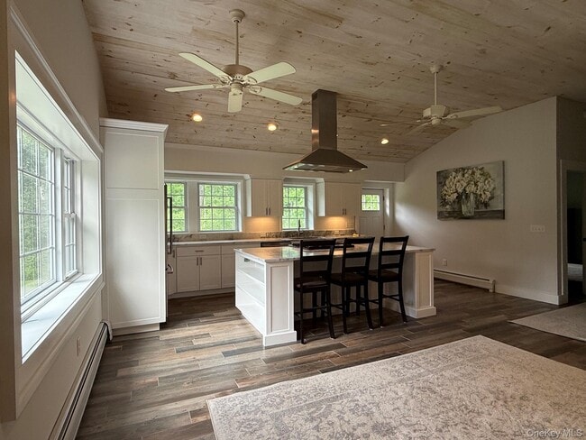 Building Photo - 463 Doodletown Rd