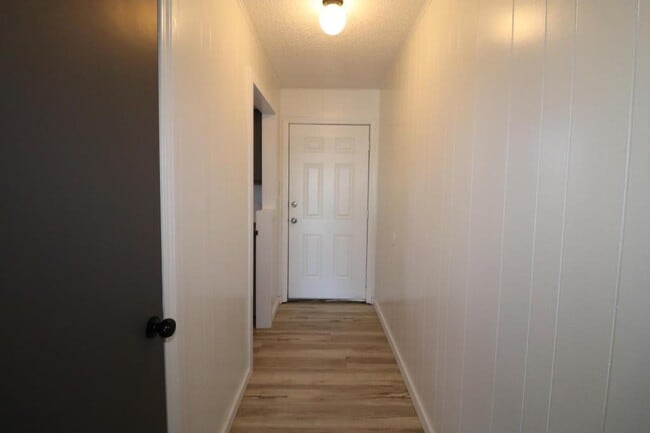 Building Photo - 118 Fairway Ave