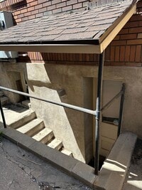 Building Photo - 340 S University St