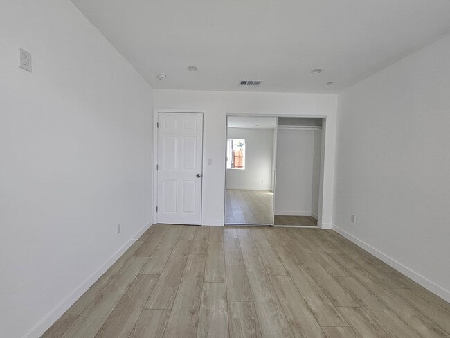 Building Photo - Goleta Properties