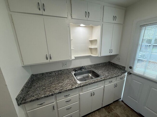 Building Photo - 392 17th St SE