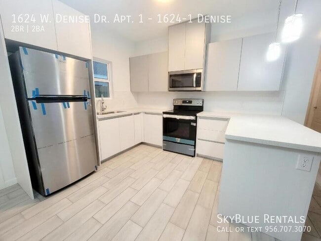 Building Photo - 1624 W Denise Dr