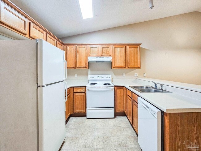 Building Photo - 9771 Cobblebrook Dr