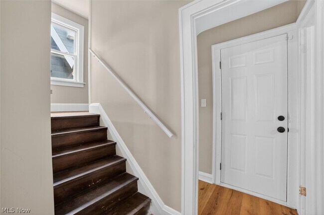 Building Photo - 4874 E 95th St
