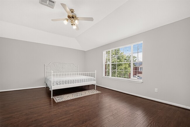 Building Photo - 9710 Berkshire Trce
