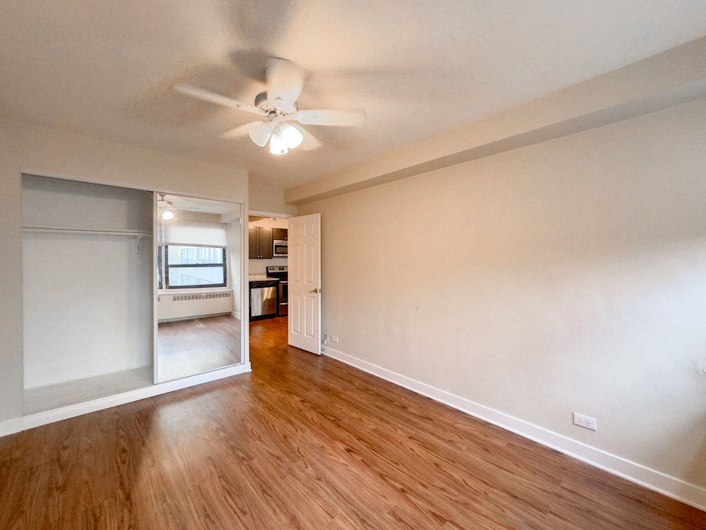 Building Photo - 4180 N Marine Dr