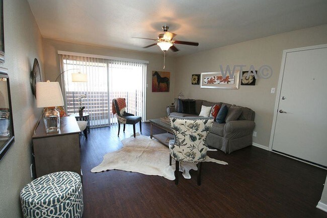 Building Photo - 2 bedroom in Austin TX 78741