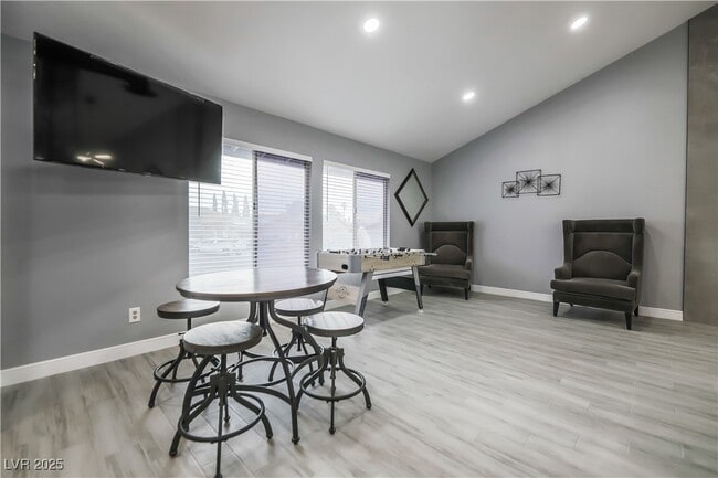 Building Photo - 5301 Opuntia St