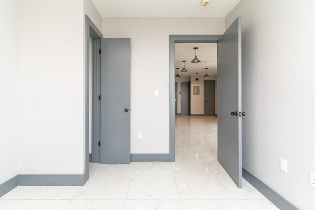 Building Photo - 1598 Eastern Pkwy