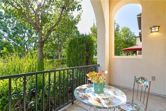Building Photo - 34 Bonsall
