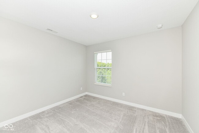 Building Photo - 6898 Sunstone Pl