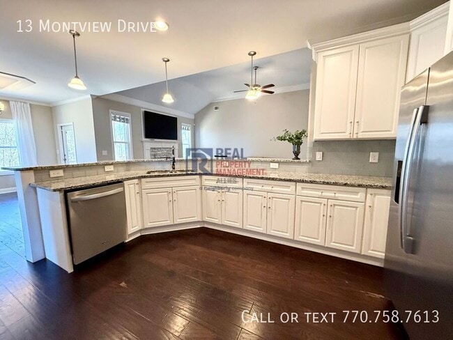 Building Photo - 13 Montview Cir SE