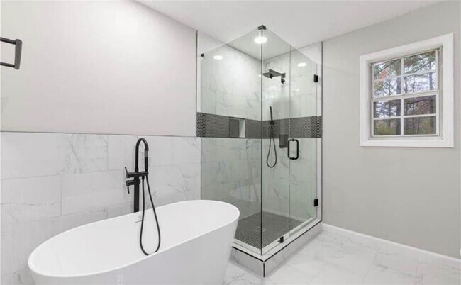 Building Photo - 934 Bay Ridge Dr