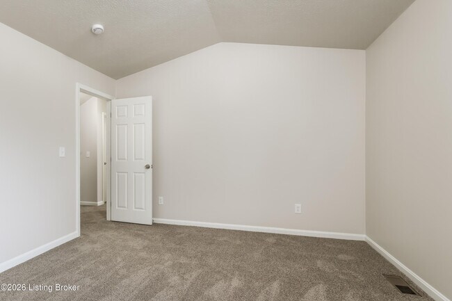 Building Photo - 4112 Willowview Blvd