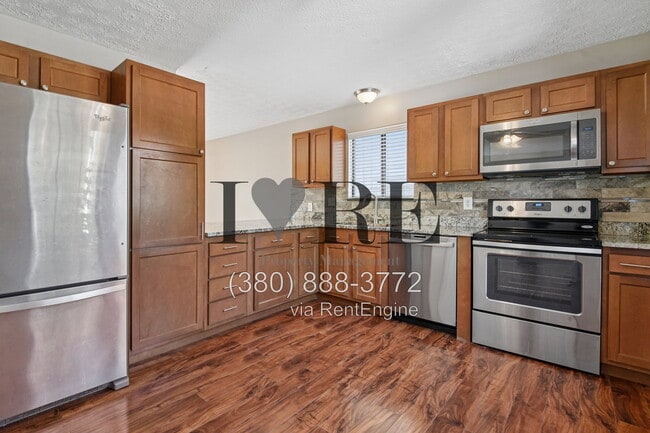 Building Photo - 8376 Covered Wagon Ct