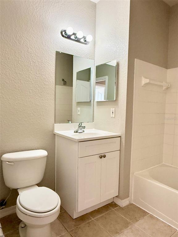 Building Photo - 8911 Legacy Ct