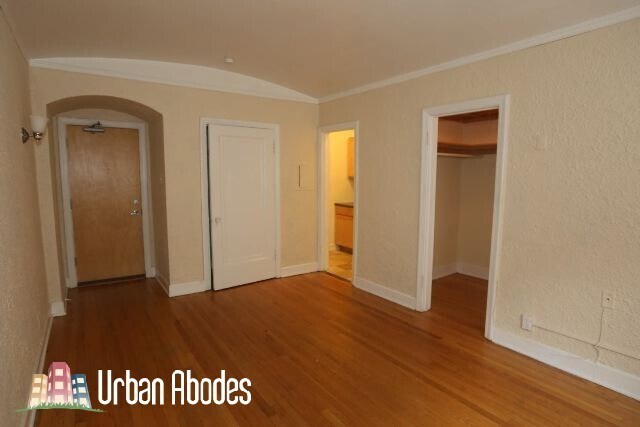 Building Photo - 532 W Arlington Pl