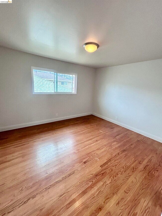 Building Photo - 3144 61st Ave