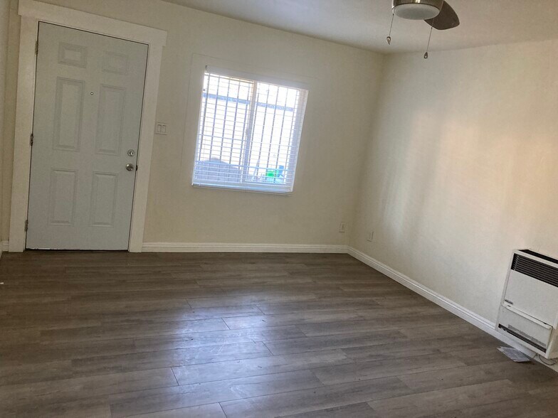 Building Photo - 8765 S San Pedro St