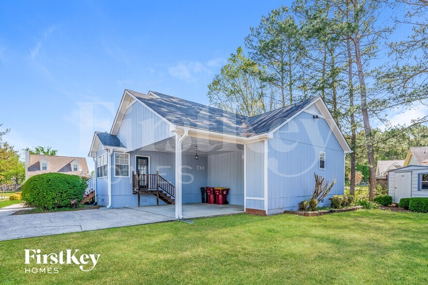 Building Photo - 6768 Crossbrook Ln