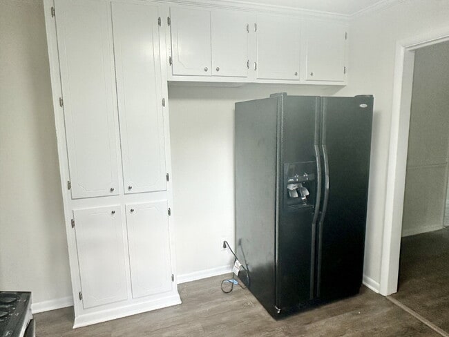 Building Photo - 3BD 1.5 BA HOUSE with Bonus Room  AVAILABL...