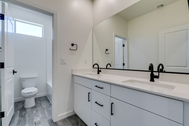 Building Photo - Spacious 4 Bedroom + Loft Tule Springs Home with Heated Pool & 3-Car Garage