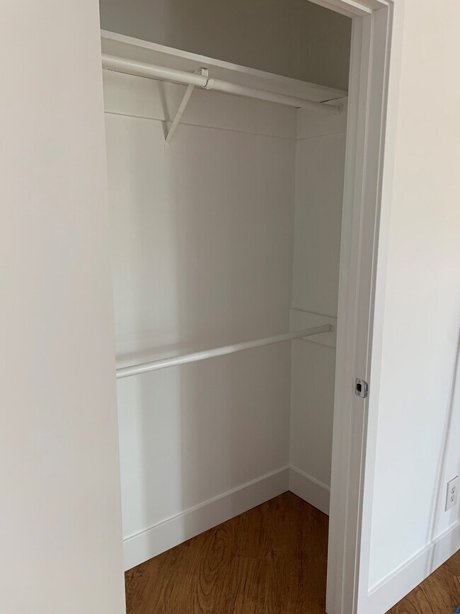 Building Photo - 515 Mission Ave