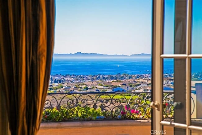 Building Photo - 1 Rim Ridge