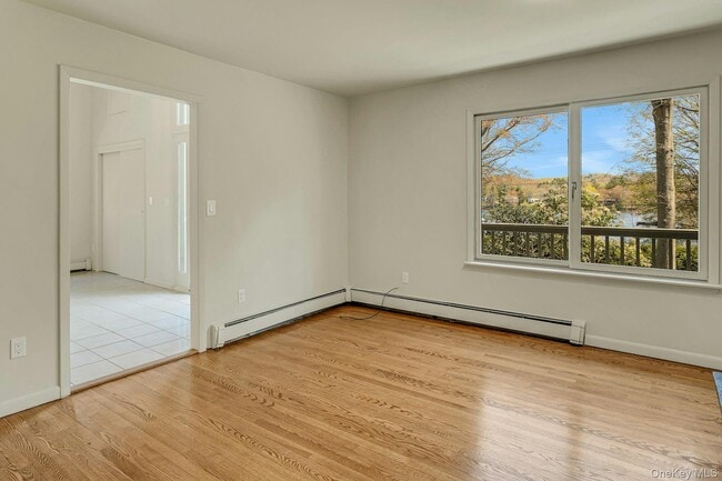 Building Photo - 68 Lake Shore Dr