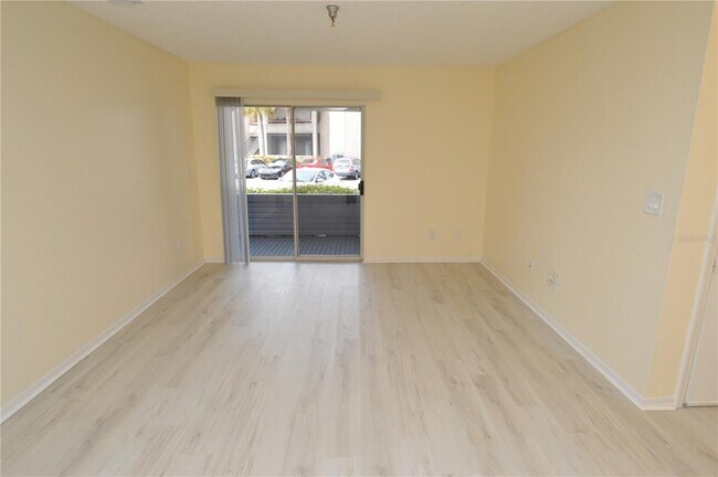 Building Photo - 10265 Gandy Blvd N