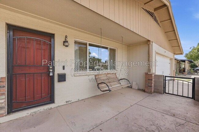 Building Photo - 1275 W Del Rio St