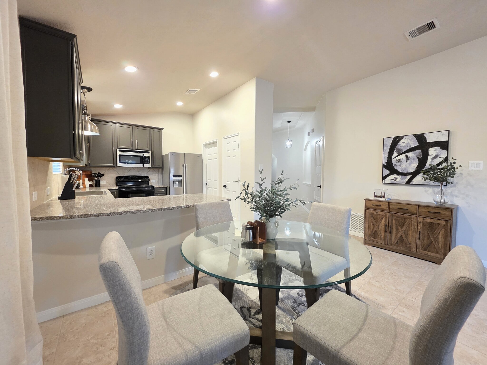 Building Photo - 15434 Kaston Dr