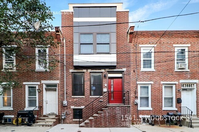 Primary Photo - 1541 S Woodstock St