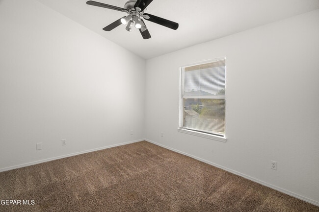 Building Photo - 12280 Red Sun Dr