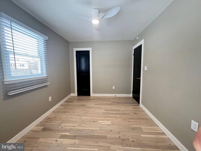 Building Photo - 13223 Hawthorn Ln