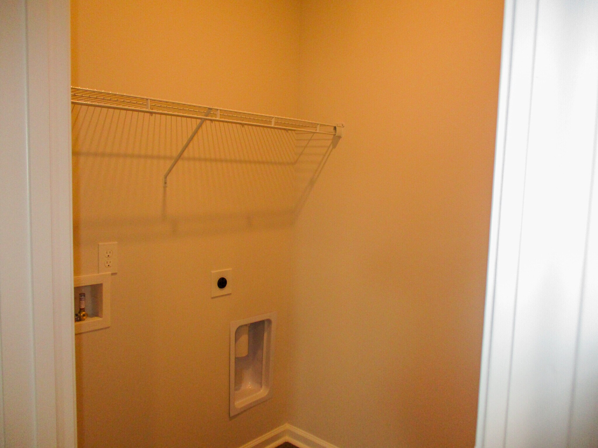 Building Photo - 1443 Porchfield Dr
