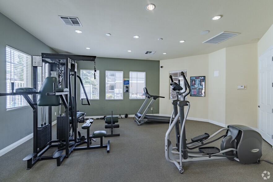 Fitness Center - Zephyr Pointe