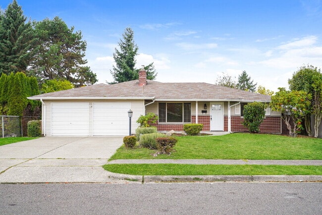 Primary Photo - 7808 S Ainsworth Ave