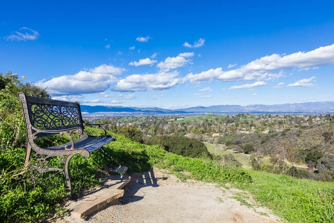 Building Photo - 20900 Bandera St