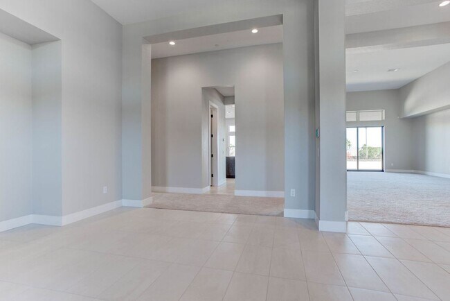 Building Photo - 4778 Outlook Peak St