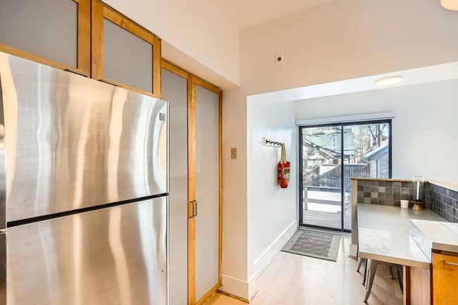 Building Photo - Fully Furnished 3BR Home Near Wash Park