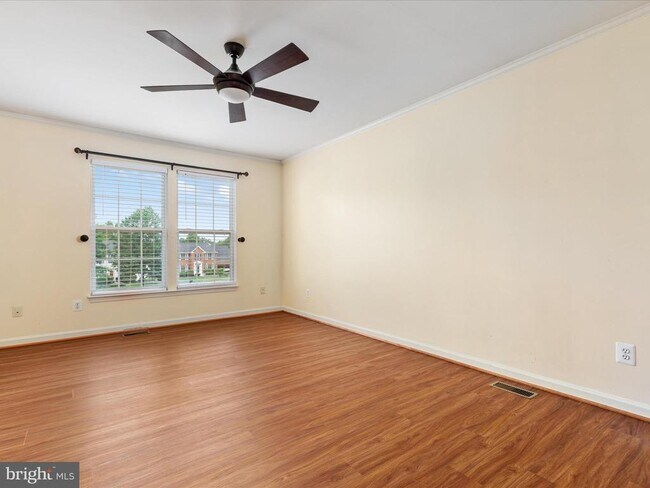 Building Photo - 10625 Wulford Ct