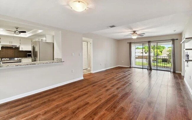 Building Photo - 2401 Gull Ct