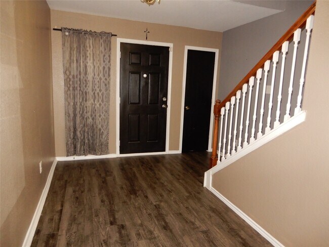 Building Photo - 20119 Baron Brook Dr