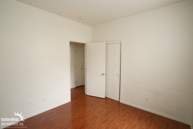 Building Photo - Charming 3Bdm 2Ba Home in Gated Cactus Springs!