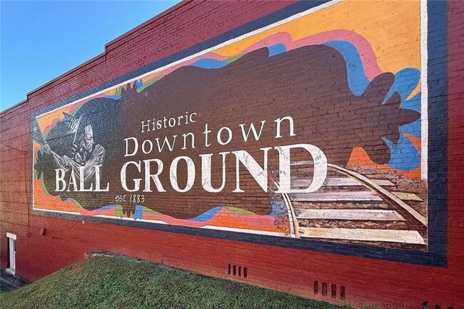 Building Photo - 255 Lowry St