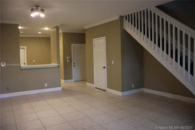 Building Photo - 4146 Forest Dr